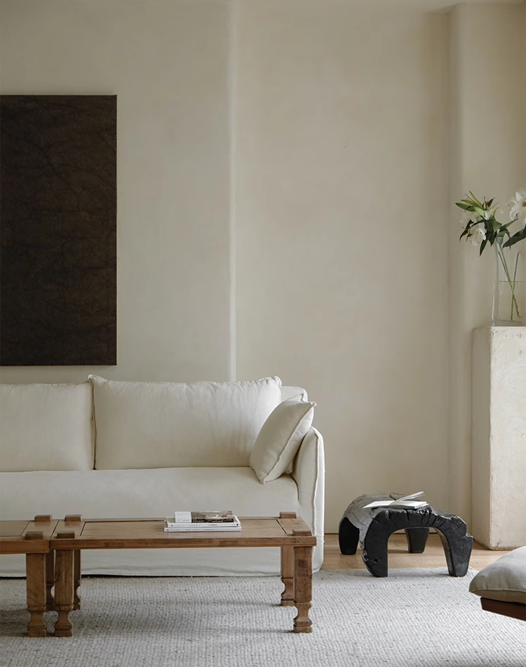 Half of the sofa La moitié du canapé