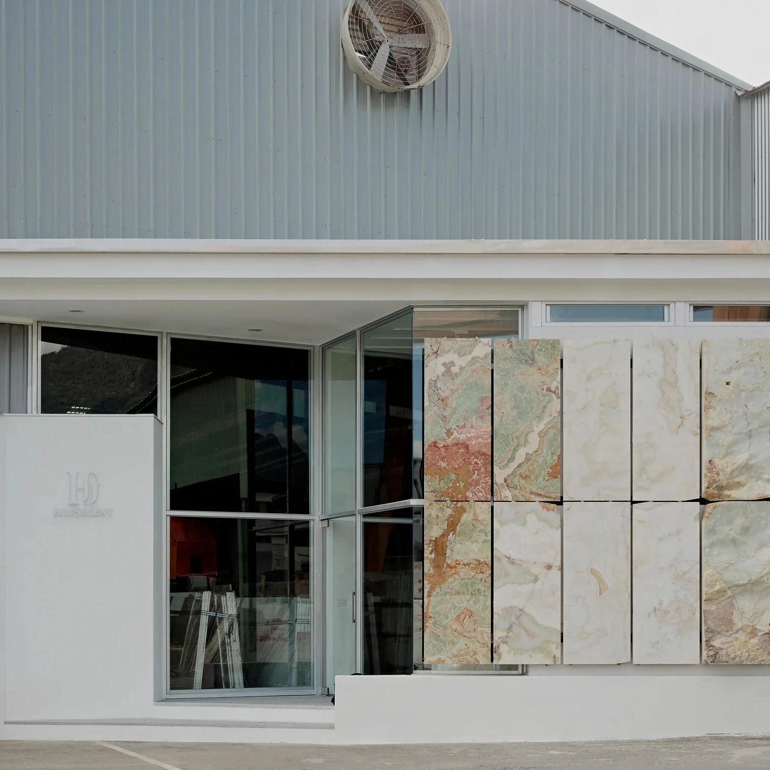 Crop _ 17484184266 17