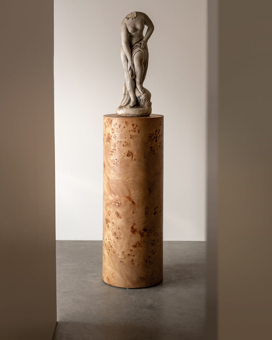 Table de chevet d'écorce d'arbre