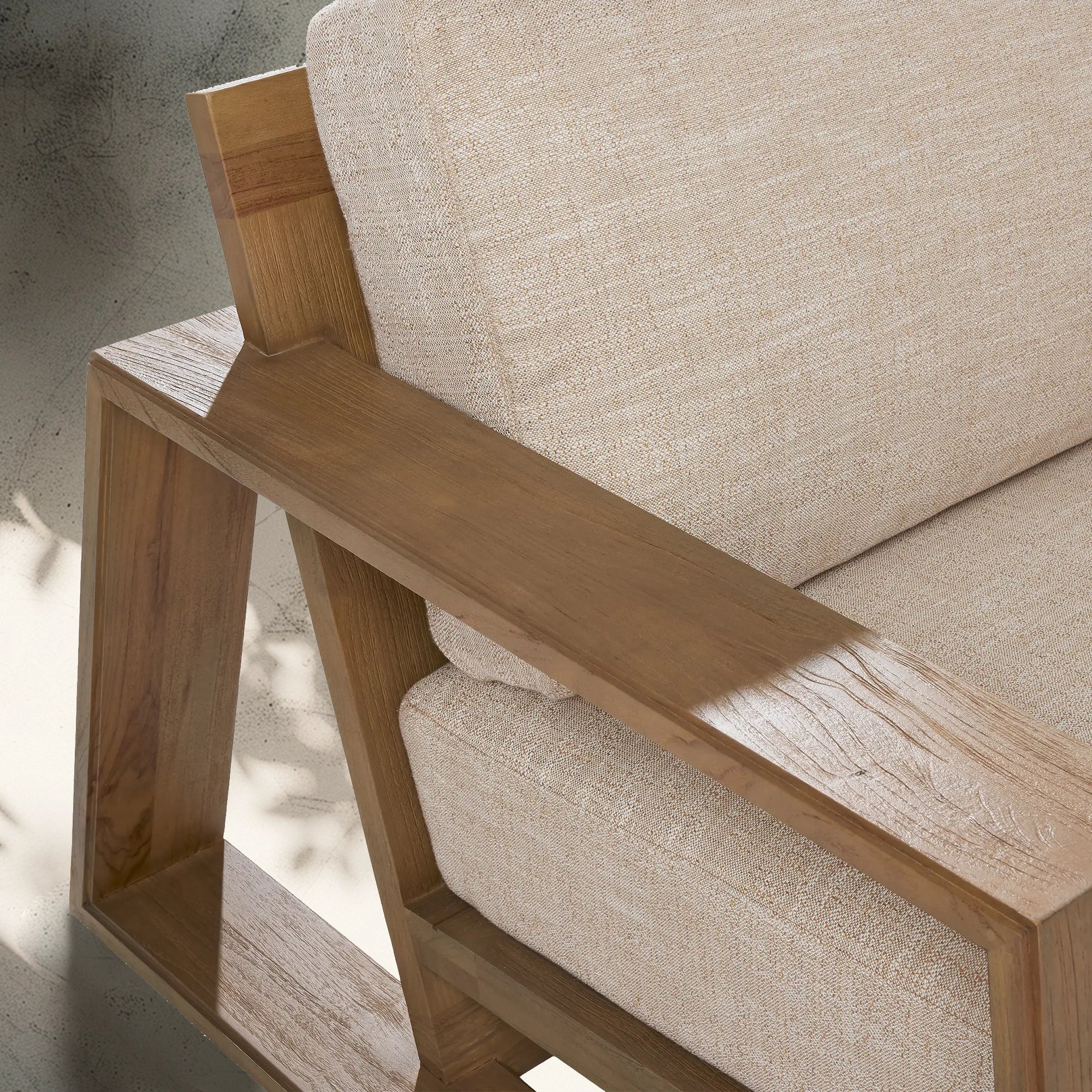 Canapé extérieur dans le faon altéré