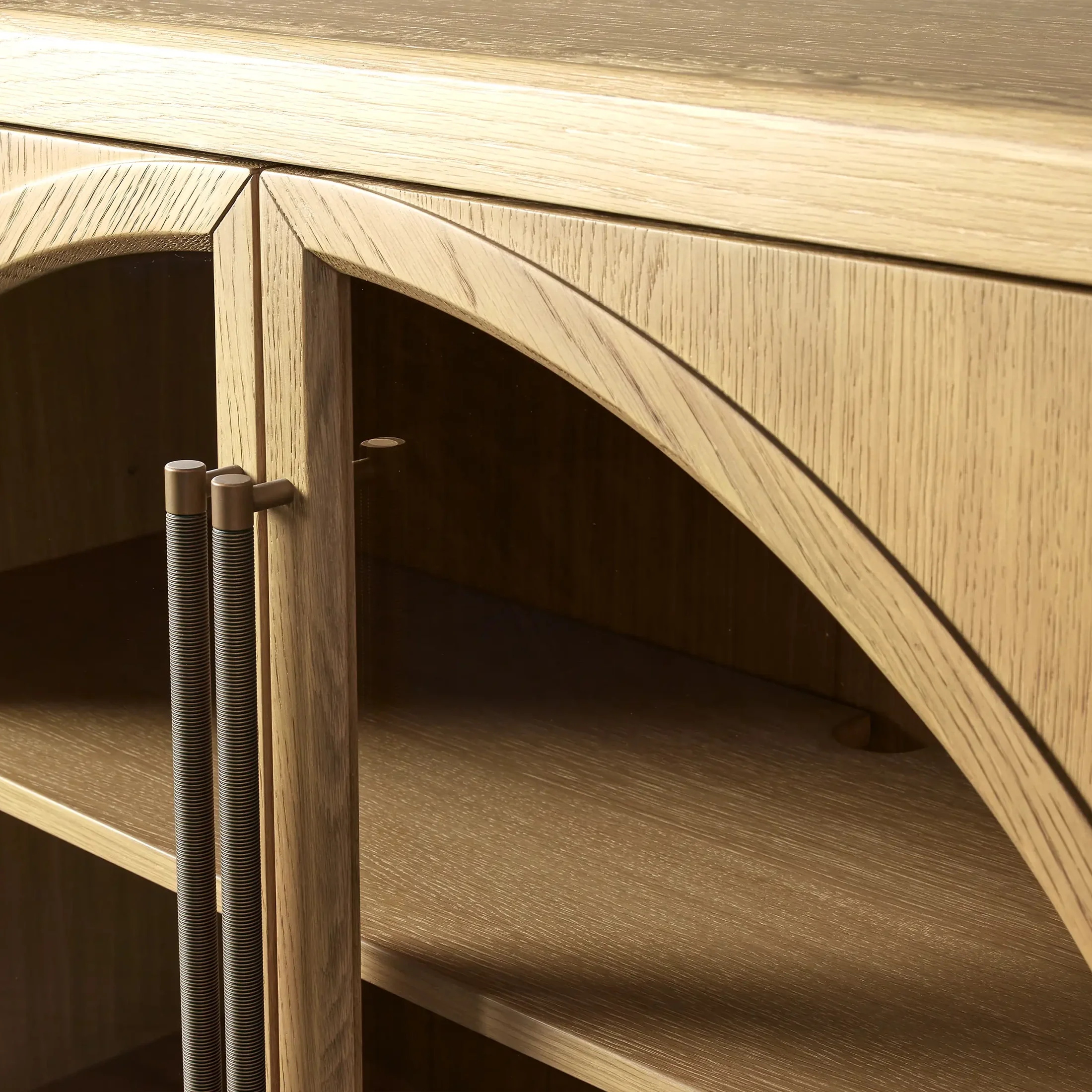 Verre noire bas - Profil - armoire avant