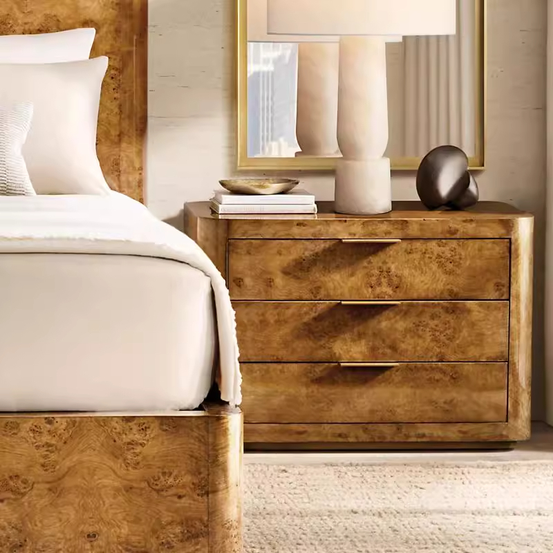 Table de chevet d'écorce de l'arbre rural américain