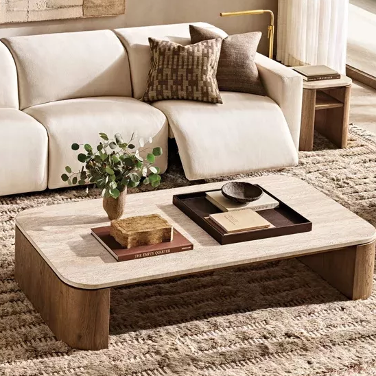 Le charme et les différences des tables latérales de différentes formes