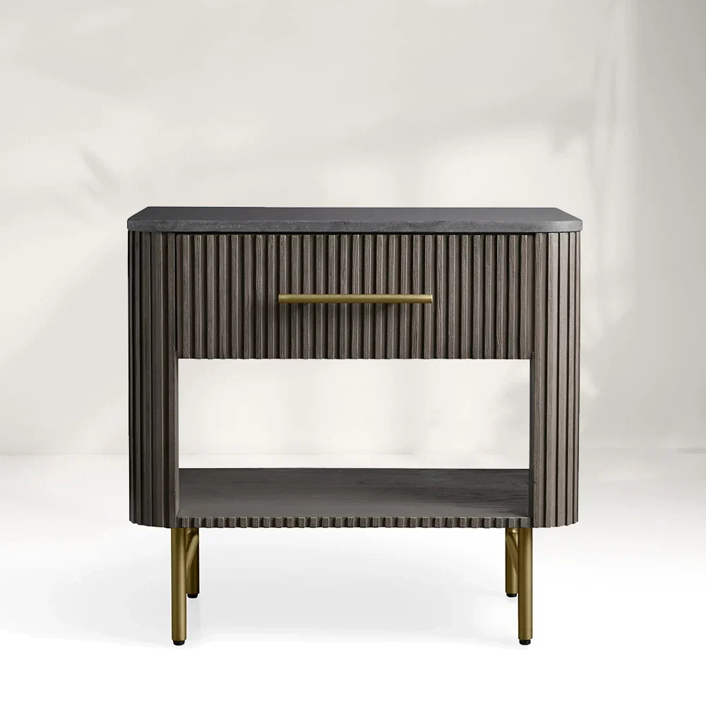Nightstand ouvert de Finnley