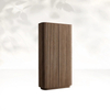 Armoire en bois massif à grains verticaux