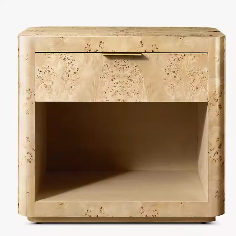 Table de chevet d'écorce de l'arbre rural américain