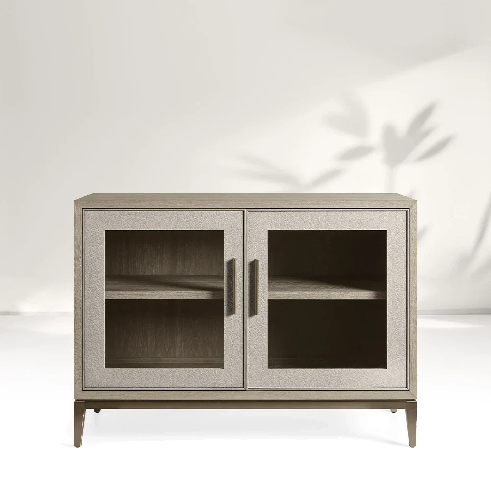Mobilier de maison de haute qualit&eacute; montrant la construction et les mat&eacute;riaux de la charpente